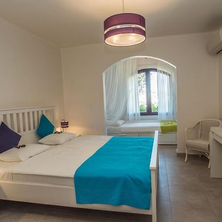 Luxurioese Und Grossraeumige Villa Mit Community Pool, Sicht Auf Das Mittelmeer Sowie Dem Mar Menor, La Manga Club Atamaria Bagian luar foto
