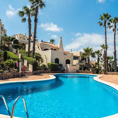 Luxurioese Und Grossraeumige Villa Mit Community Pool, Sicht Auf Das Mittelmeer Sowie Dem Mar Menor, La Manga Club Atamaria Bagian luar foto