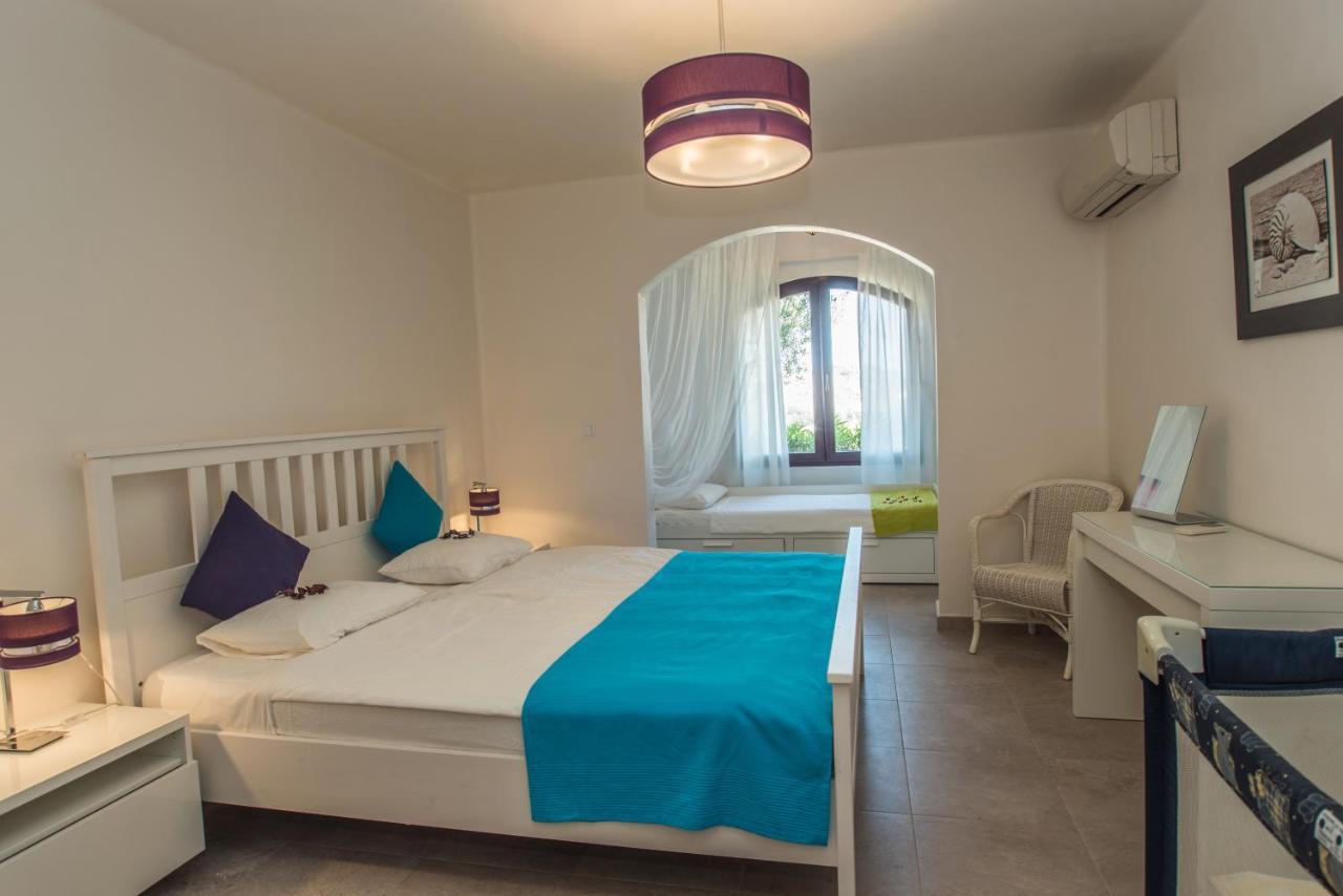 Luxurioese Und Grossraeumige Villa Mit Community Pool, Sicht Auf Das Mittelmeer Sowie Dem Mar Menor, La Manga Club Atamaria Bagian luar foto