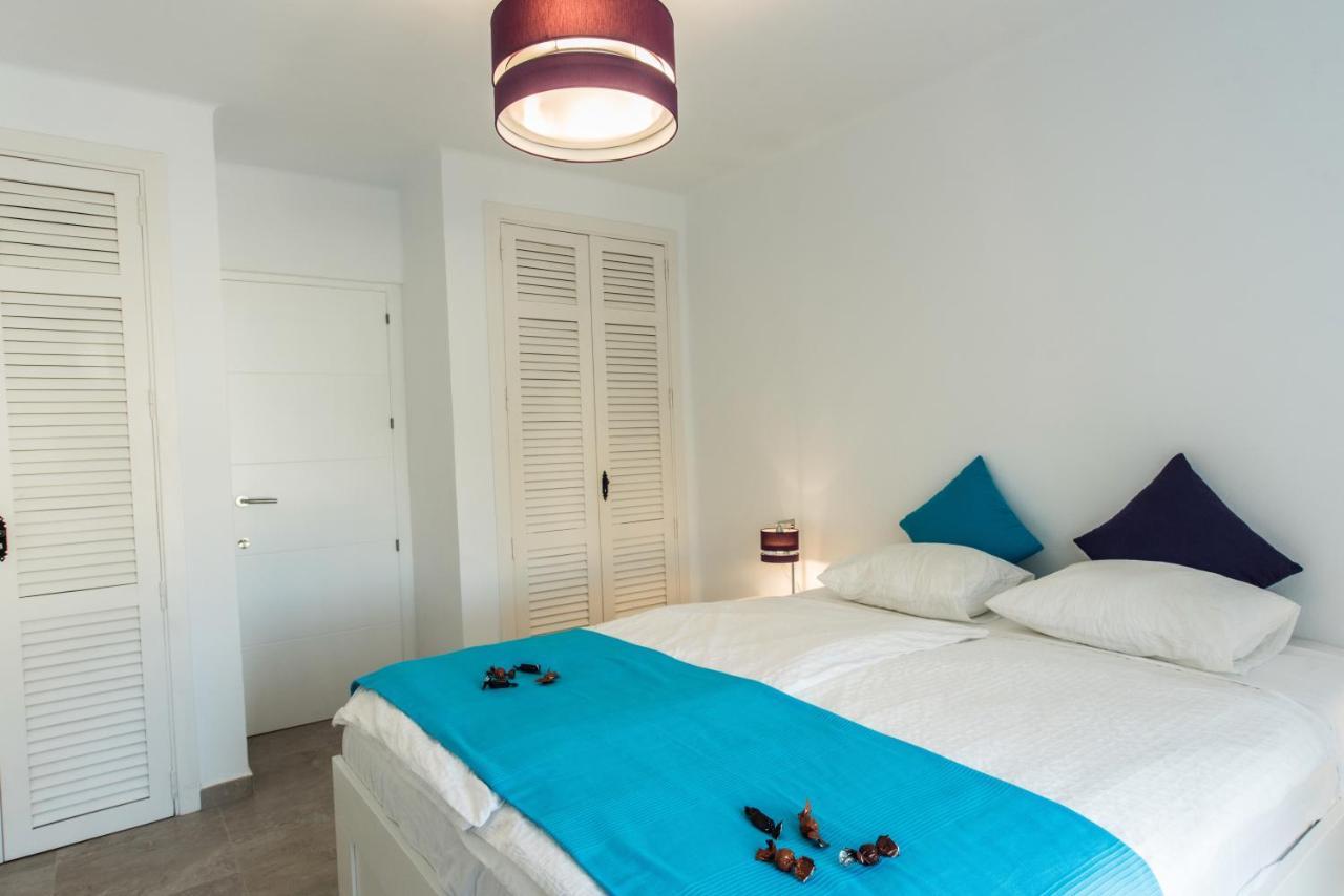 Luxurioese Und Grossraeumige Villa Mit Community Pool, Sicht Auf Das Mittelmeer Sowie Dem Mar Menor, La Manga Club Atamaria Bagian luar foto
