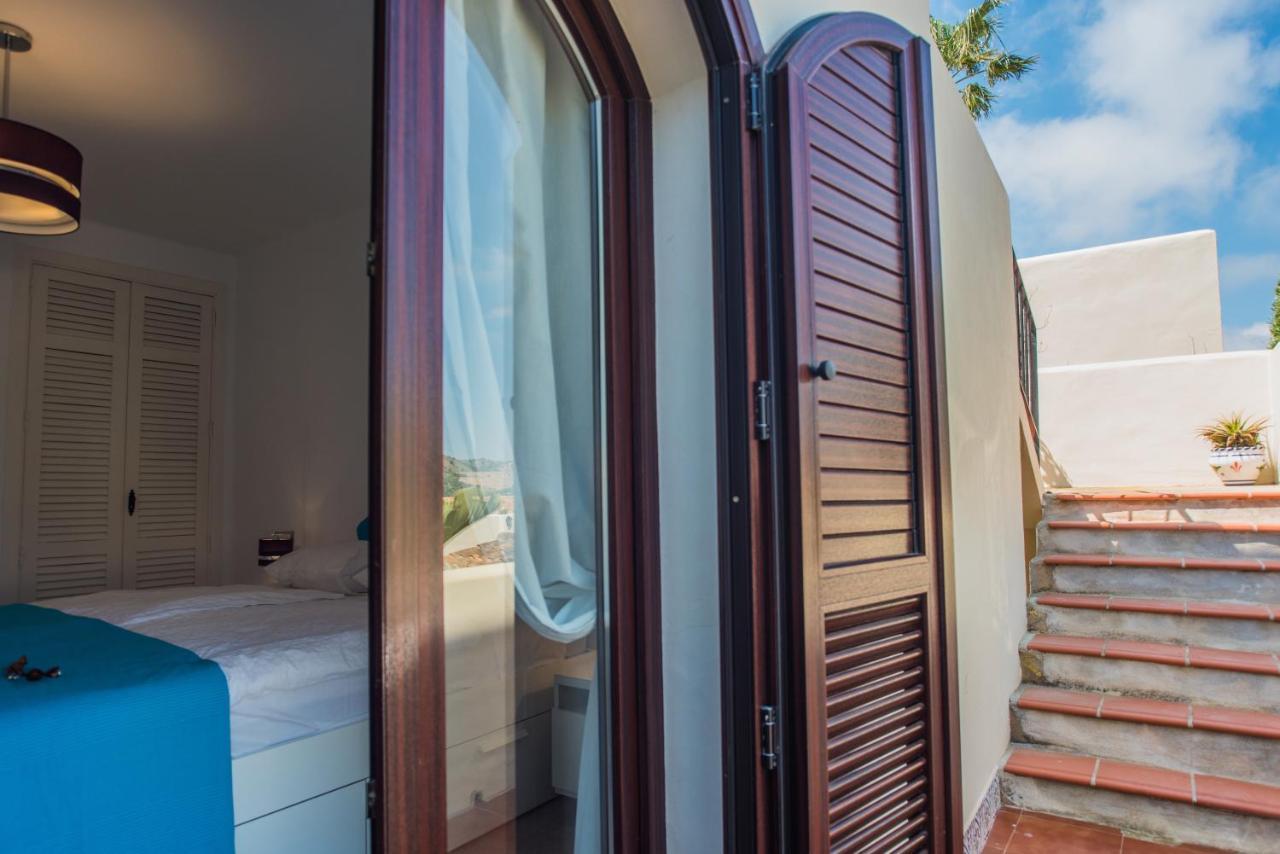 Luxurioese Und Grossraeumige Villa Mit Community Pool, Sicht Auf Das Mittelmeer Sowie Dem Mar Menor, La Manga Club Atamaria Bagian luar foto