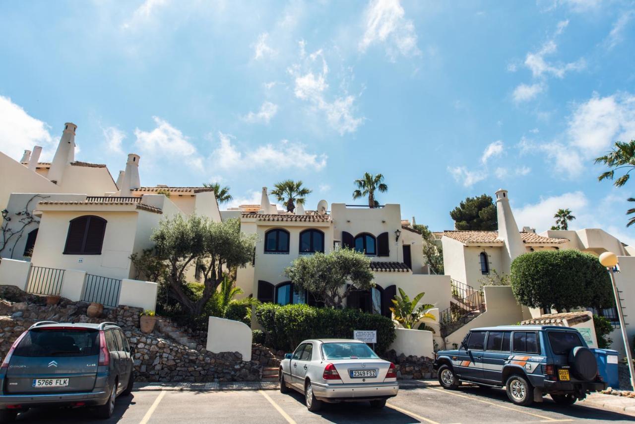 Luxurioese Und Grossraeumige Villa Mit Community Pool, Sicht Auf Das Mittelmeer Sowie Dem Mar Menor, La Manga Club Atamaria Bagian luar foto