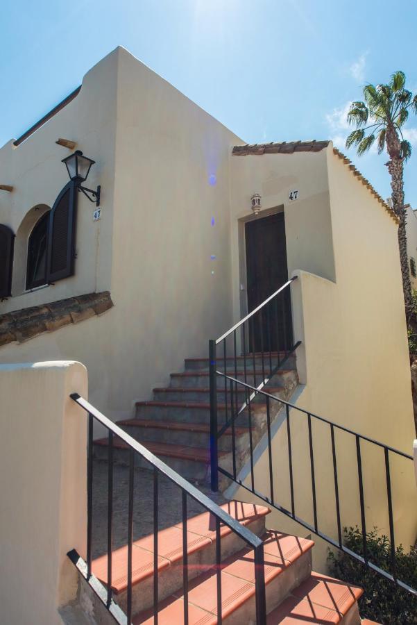 Luxurioese Und Grossraeumige Villa Mit Community Pool, Sicht Auf Das Mittelmeer Sowie Dem Mar Menor, La Manga Club Atamaria Bagian luar foto