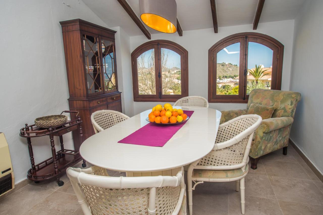 Luxurioese Und Grossraeumige Villa Mit Community Pool, Sicht Auf Das Mittelmeer Sowie Dem Mar Menor, La Manga Club Atamaria Bagian luar foto