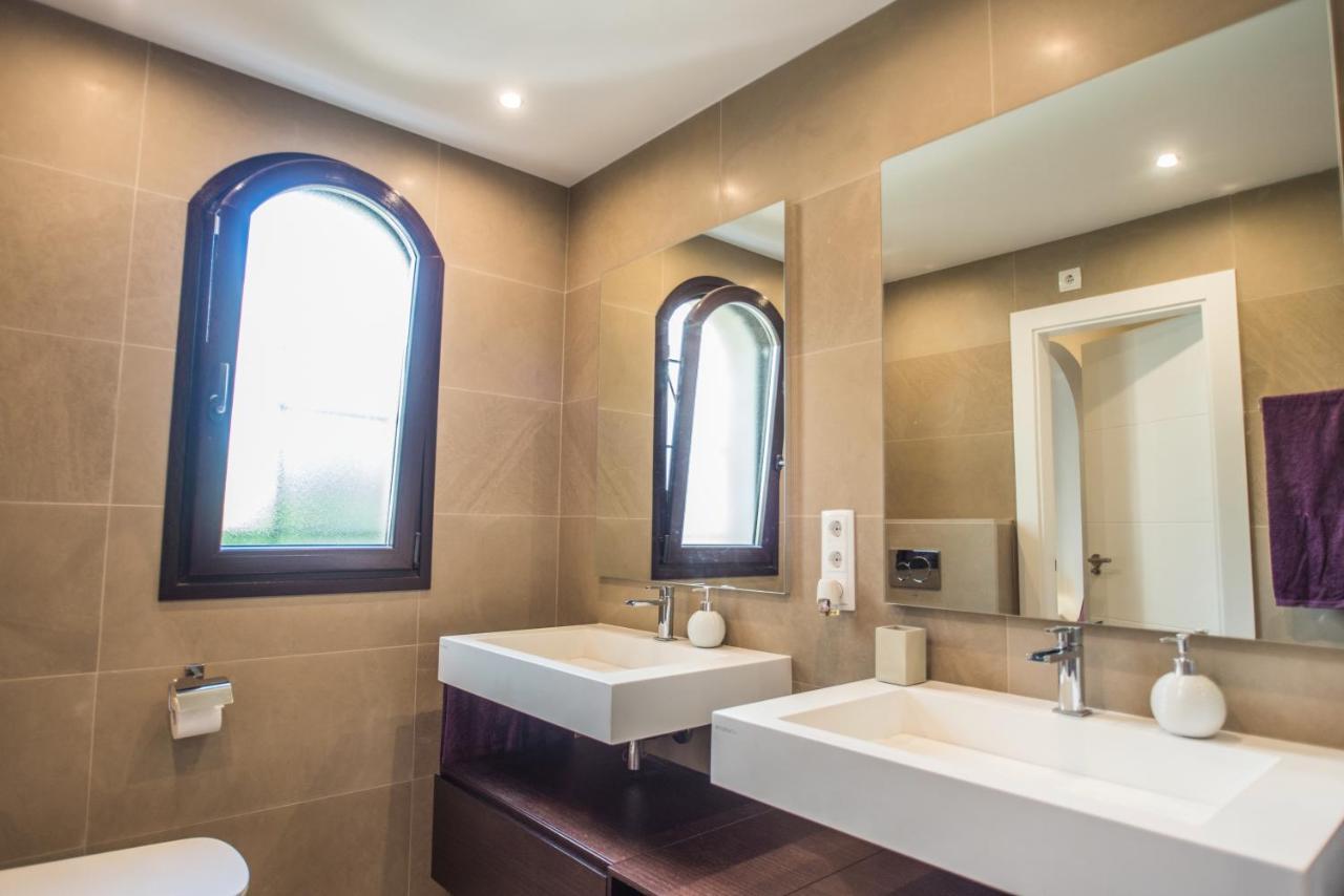 Luxurioese Und Grossraeumige Villa Mit Community Pool, Sicht Auf Das Mittelmeer Sowie Dem Mar Menor, La Manga Club Atamaria Bagian luar foto