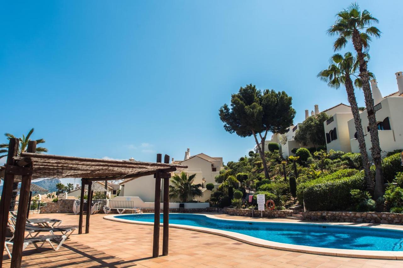 Luxurioese Und Grossraeumige Villa Mit Community Pool, Sicht Auf Das Mittelmeer Sowie Dem Mar Menor, La Manga Club Atamaria Bagian luar foto