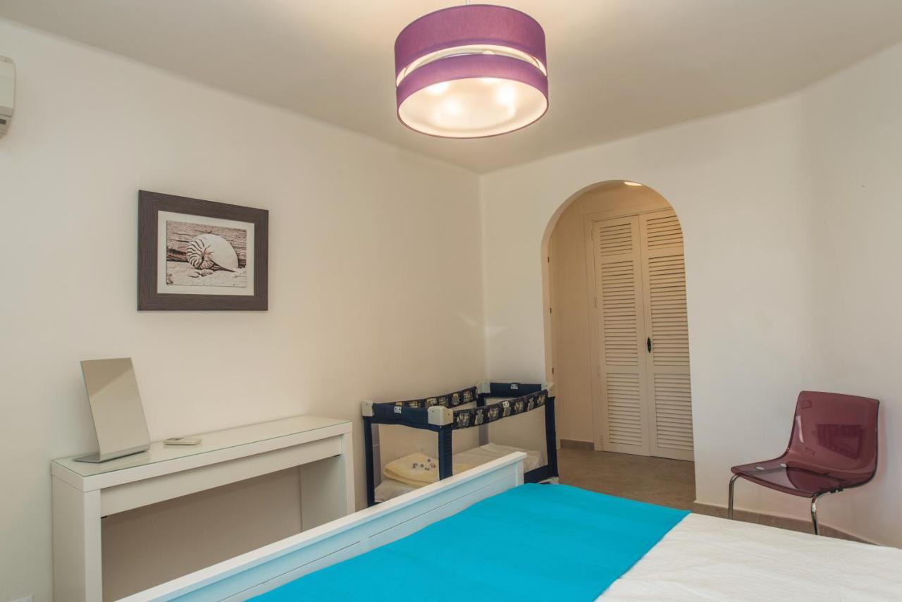 Luxurioese Und Grossraeumige Villa Mit Community Pool, Sicht Auf Das Mittelmeer Sowie Dem Mar Menor, La Manga Club Atamaria Bagian luar foto
