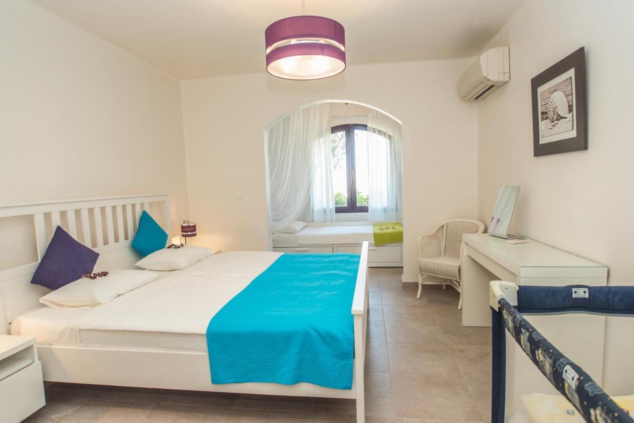 Luxurioese Und Grossraeumige Villa Mit Community Pool, Sicht Auf Das Mittelmeer Sowie Dem Mar Menor, La Manga Club Atamaria Bagian luar foto