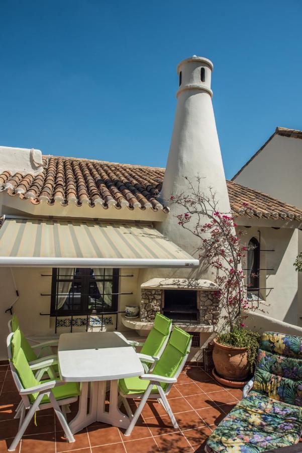 Luxurioese Und Grossraeumige Villa Mit Community Pool, Sicht Auf Das Mittelmeer Sowie Dem Mar Menor, La Manga Club Atamaria Bagian luar foto