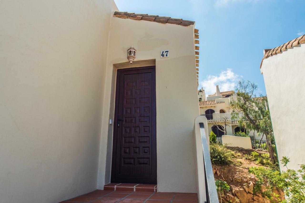 Luxurioese Und Grossraeumige Villa Mit Community Pool, Sicht Auf Das Mittelmeer Sowie Dem Mar Menor, La Manga Club Atamaria Bagian luar foto